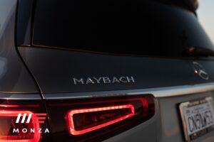 Maybach_suv-33